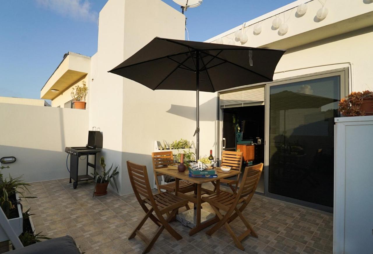 Cosy Designer Seaview Penthouse With Terrace & Bbq Apartment St. Paul's Bay Luaran gambar