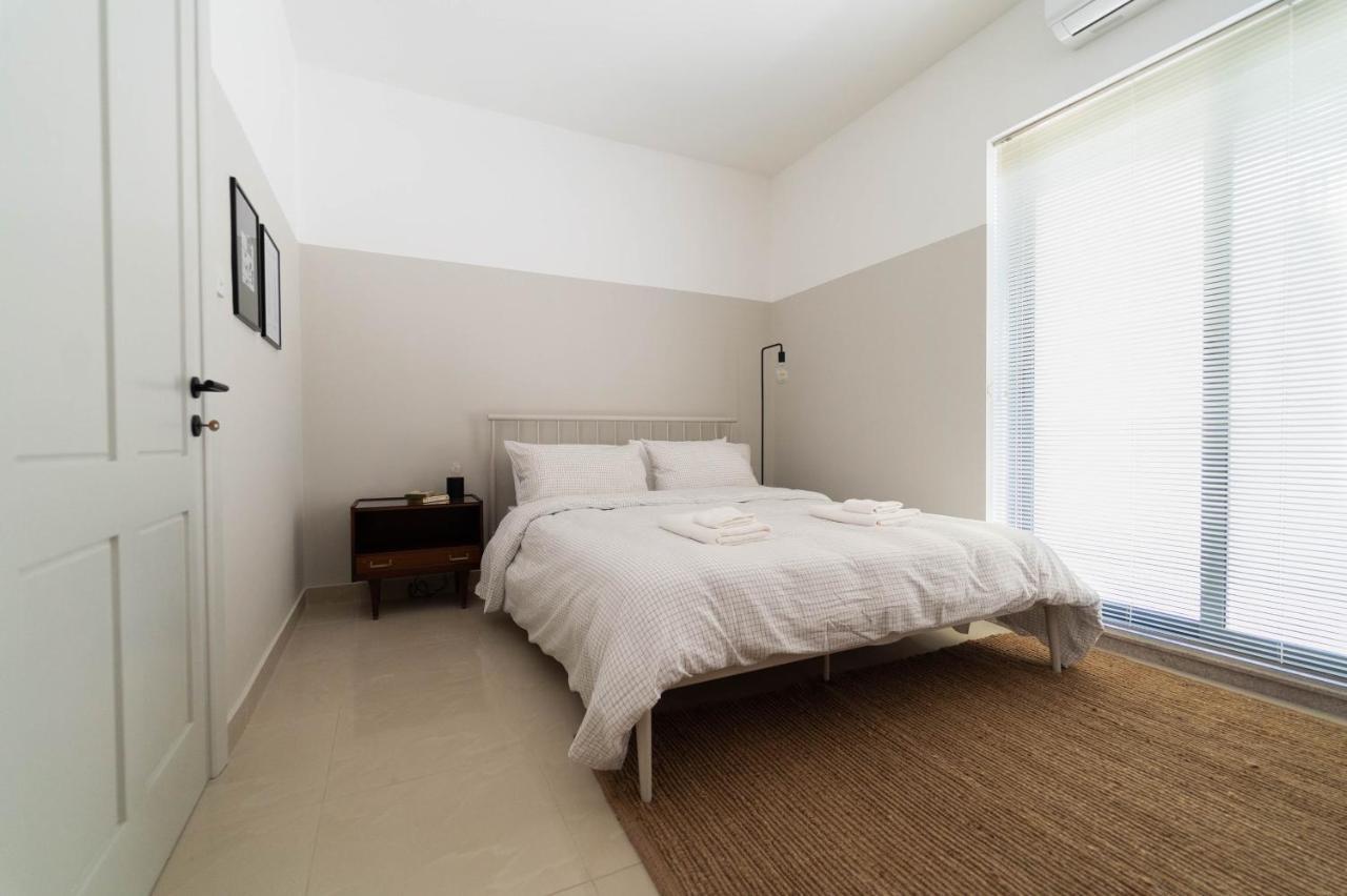 Cosy Designer Seaview Penthouse With Terrace & Bbq Apartment St. Paul's Bay Luaran gambar