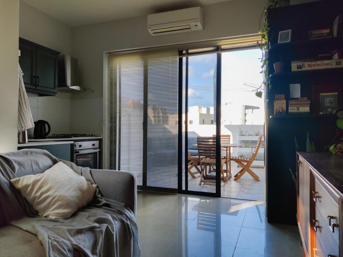 Cosy Designer Seaview Penthouse With Terrace & Bbq Apartment St. Paul's Bay Luaran gambar